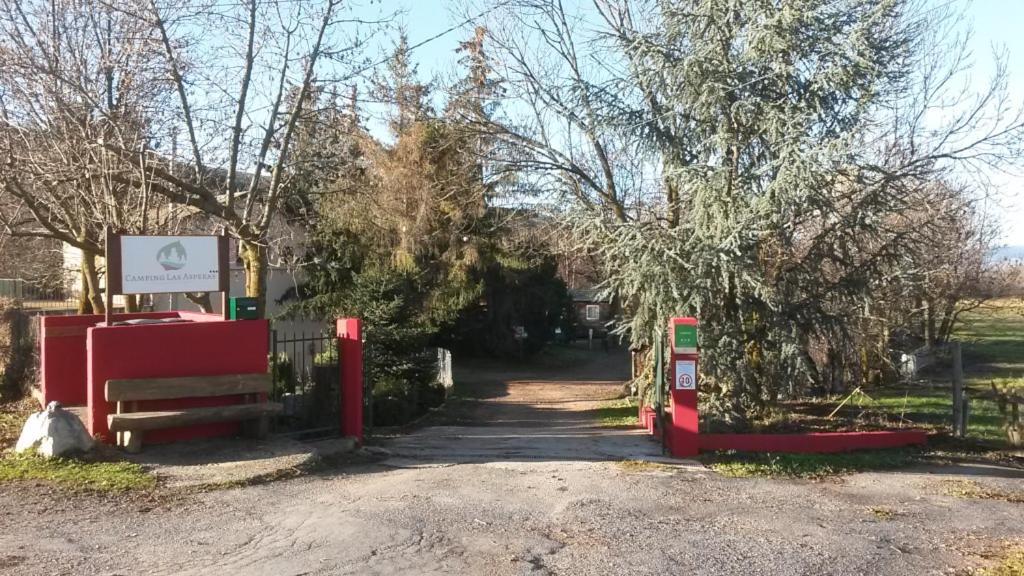 Camping Las Asperas*** Palau-de-Cerdagne Exterior foto